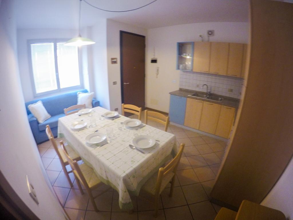 קאורלה Residence Soleil - Agenzia Cocal חדר תמונה